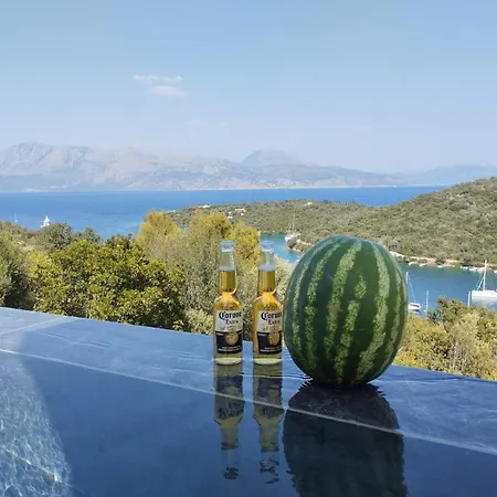 Costa Meganisi * Katomerion