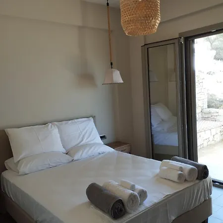 Costa Meganisi Villa *